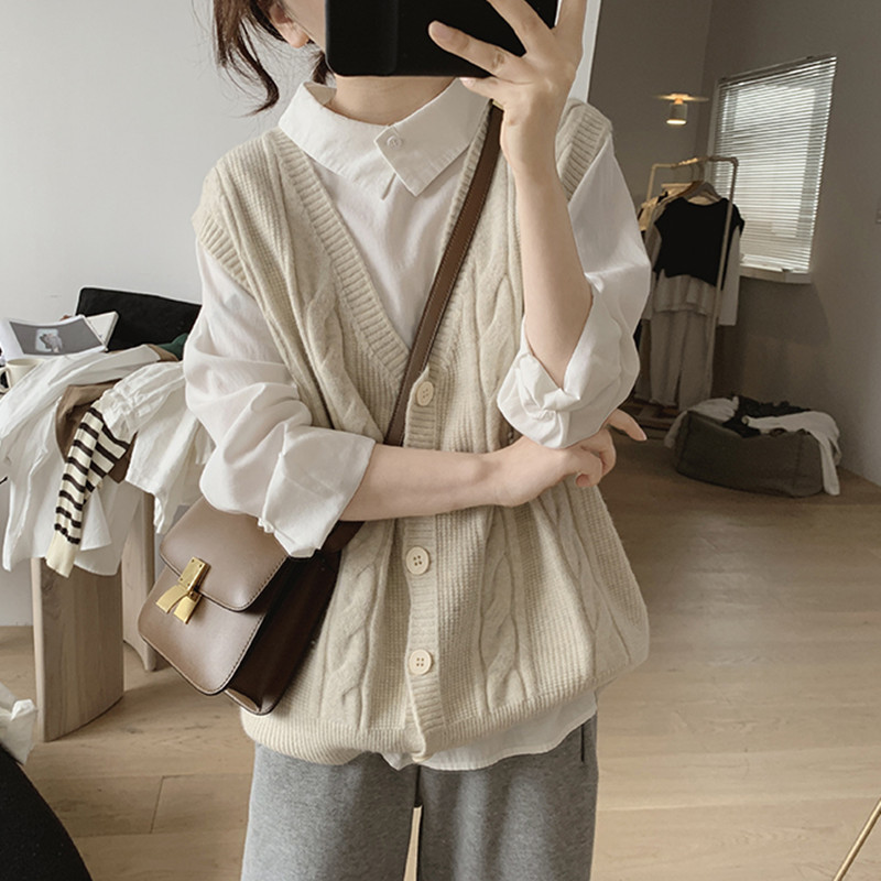 Base vest cardigan 15 01