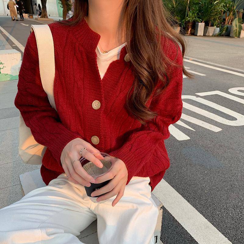 Knitted cardigan jacket 17