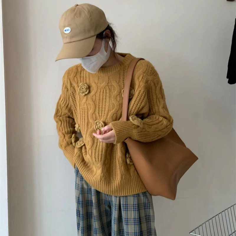 Crocheted raccoon fleece sweater 26