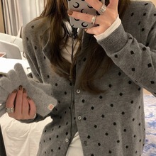 Cropped knitted cardigan top 32