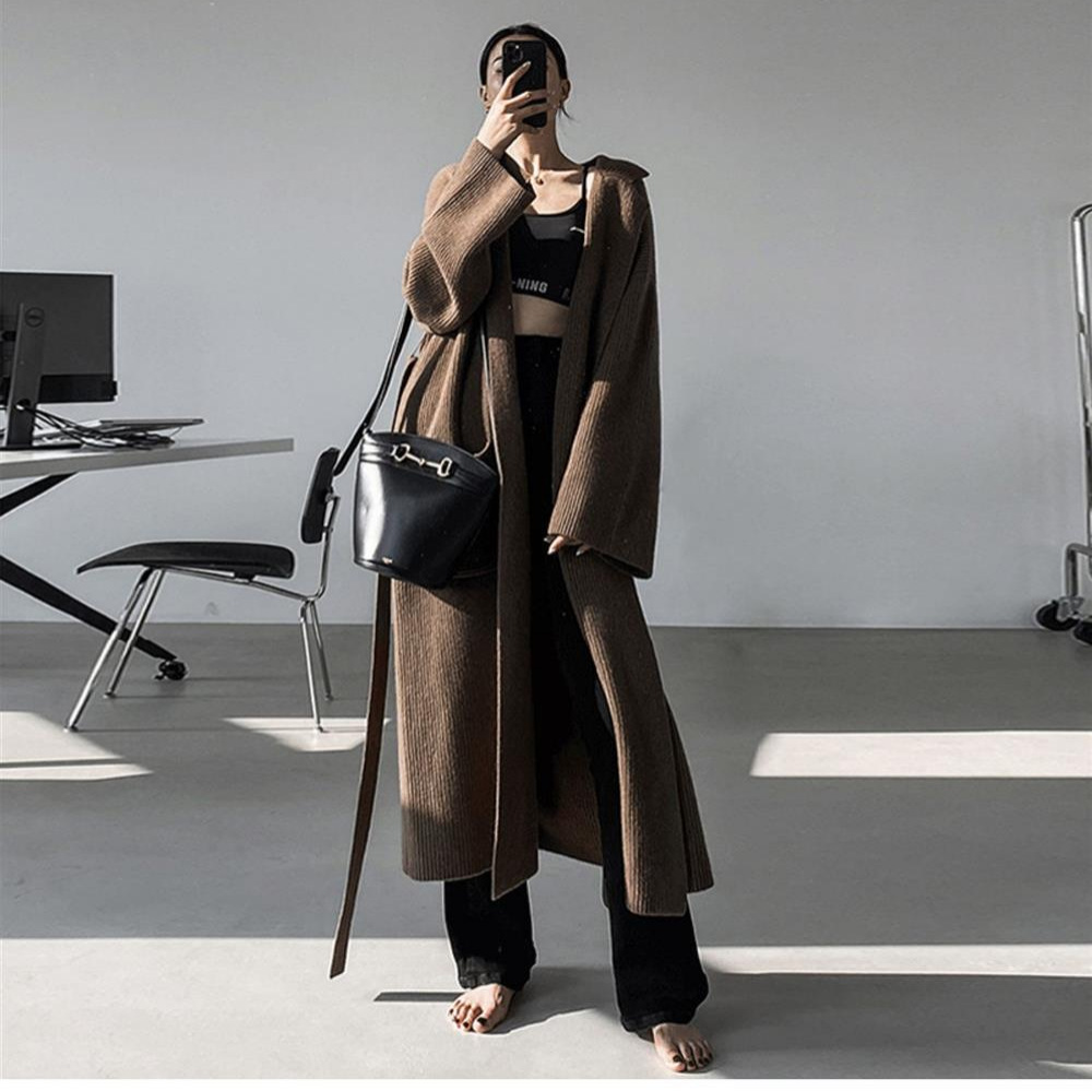 Loose knitted cardigan 39