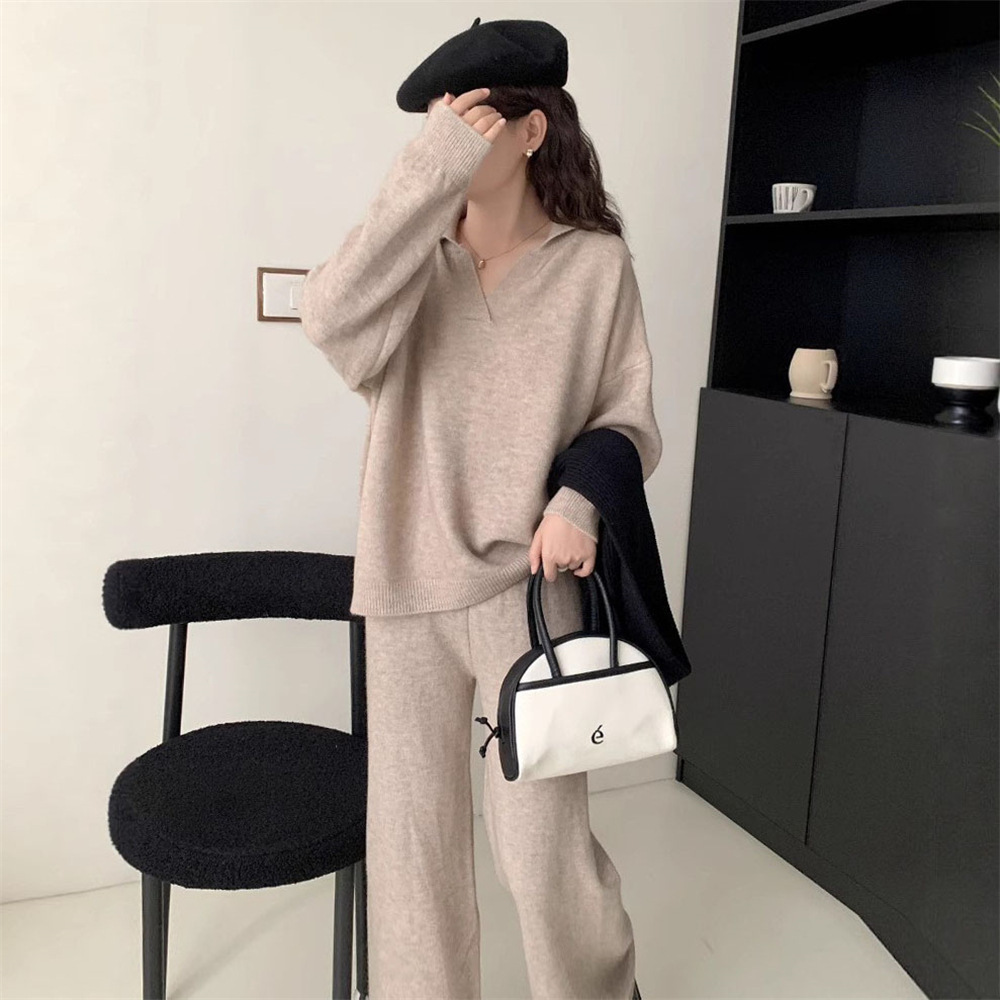 Women's two-piece knitted sweater suit 50